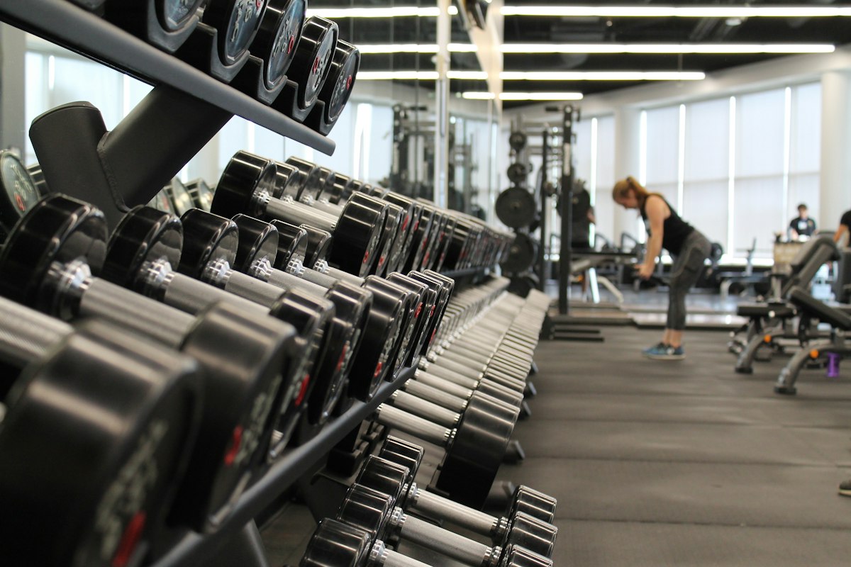 GYMS & WELLNESS